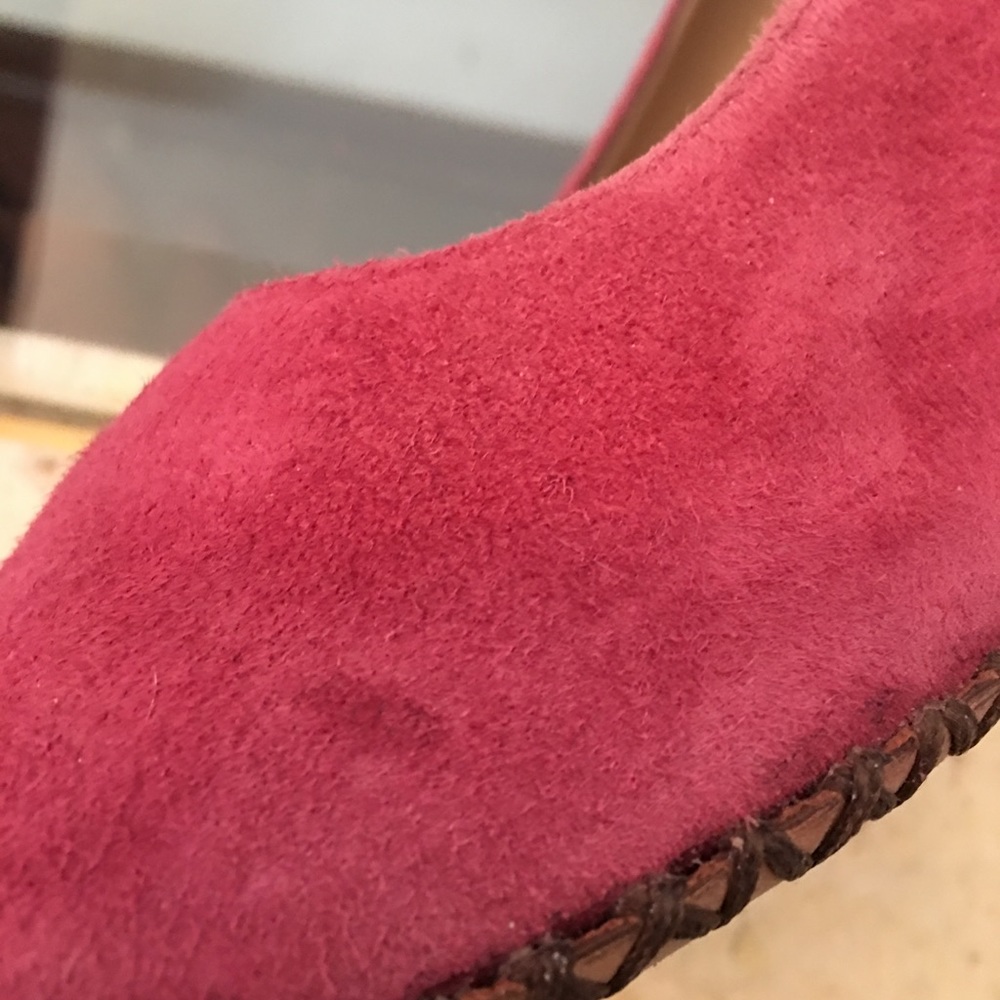 Pumps - Picture 4 of 5